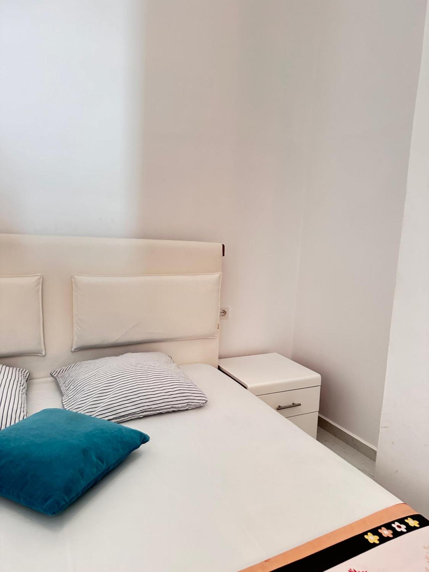 The Hill Sea View Apartment Саранде Екстериор снимка